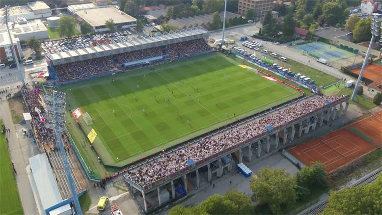 Slika \PU_V\vijesti\2025\Utakmica Varaždin Hajduk 1309\4.jpg